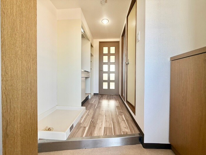物件内観写真19　(廊下)