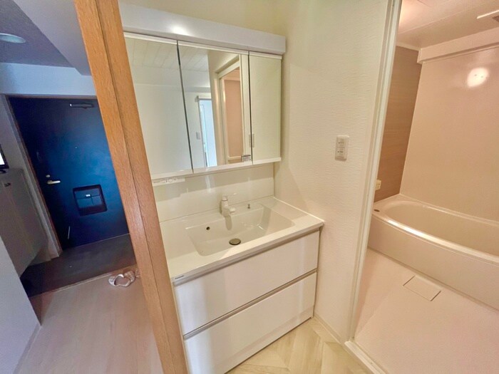 物件内観写真15　(洗面)