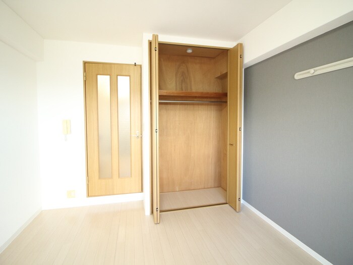 物件内観写真8　(収納)