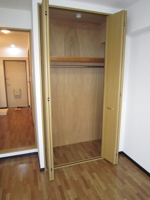 物件内観写真9　(収納)