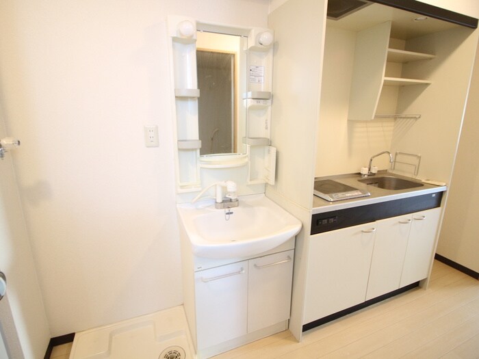 物件内観写真11　(洗面)