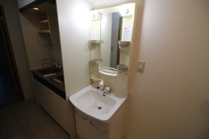 物件内観写真11　(洗面)