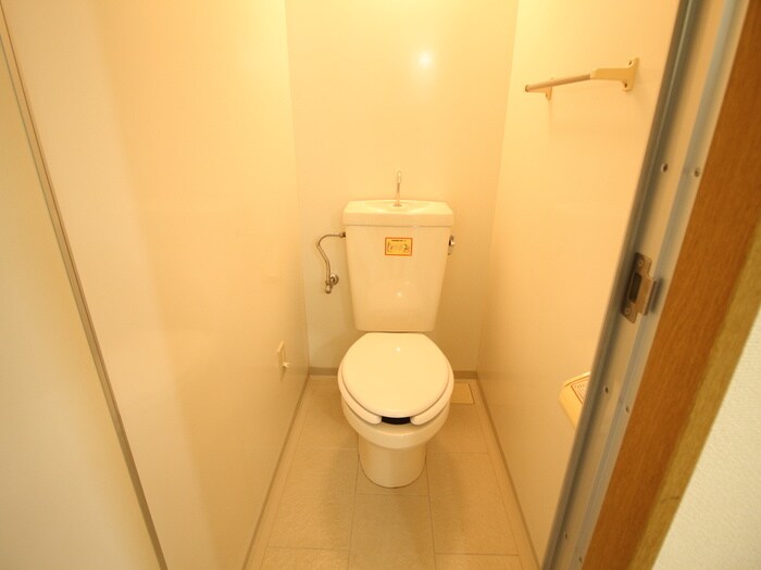 物件内観写真13　(トイレ)