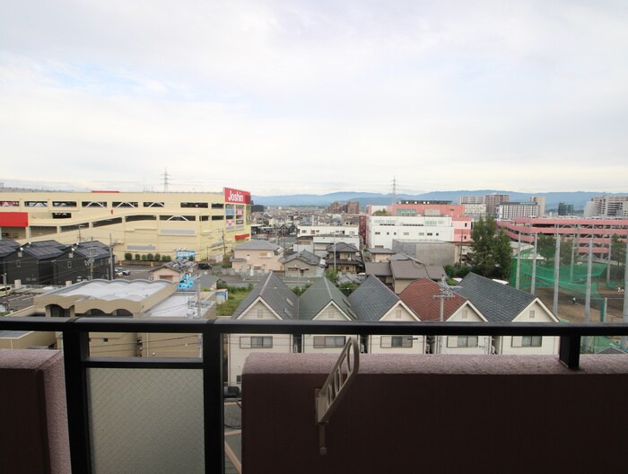 物件内観写真22　(室内からの展望)