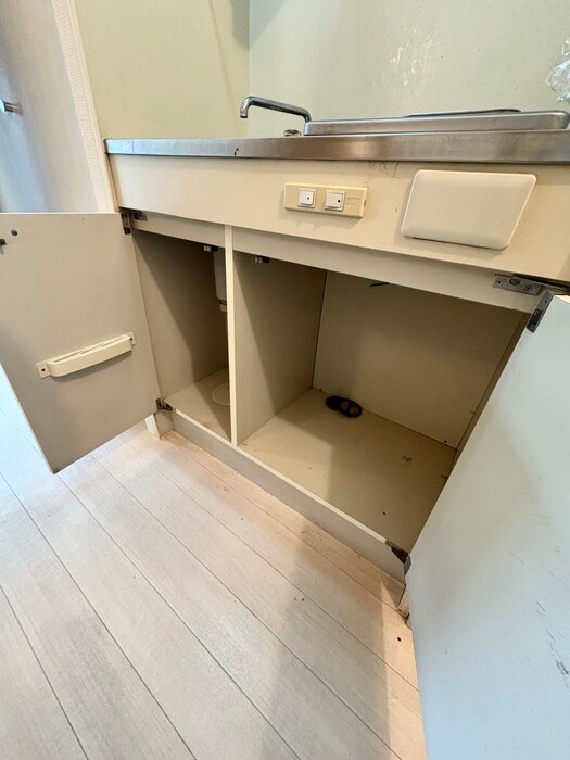 物件内観写真18　(収納)