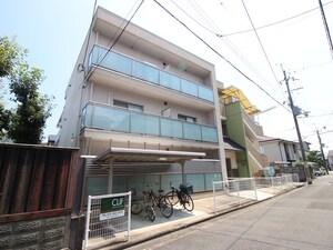 ポレ－ル鞍馬口外観写真