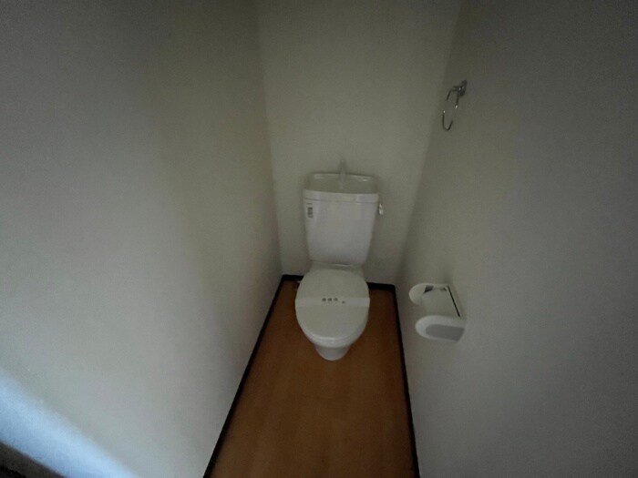 物件内観写真11　(トイレ)