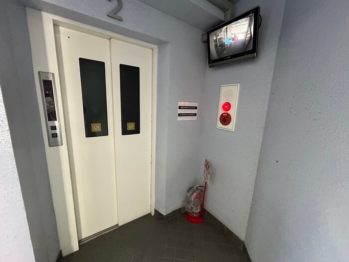 物件外観写真4　(建物設備)