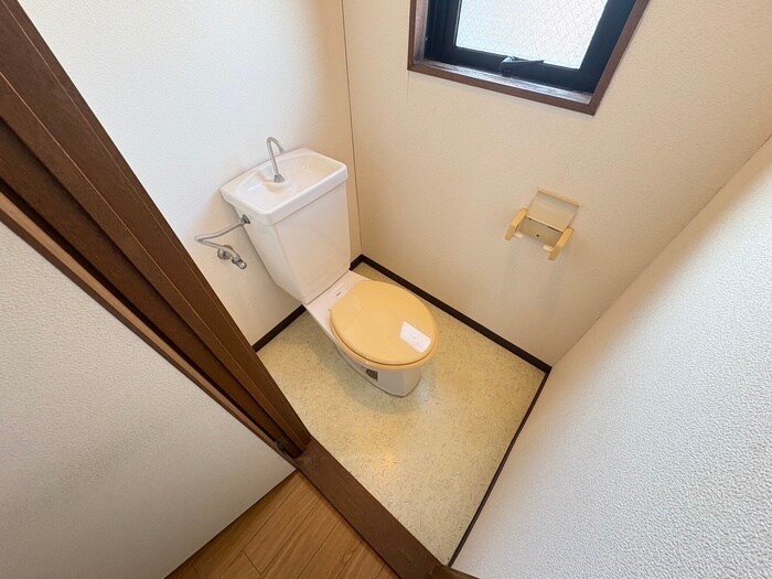 物件内観写真13　(トイレ)