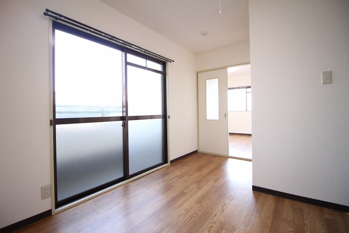 物件内観写真12　(居室)