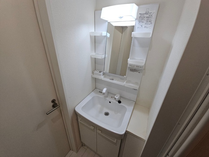 物件内観写真9　(洗面)