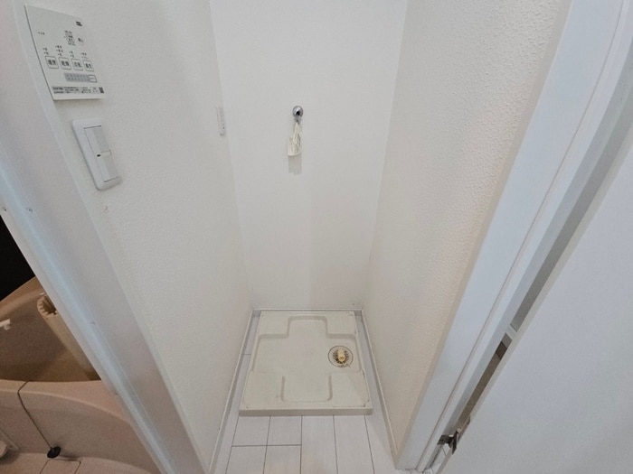 物件内観写真21　(洗濯機置場)