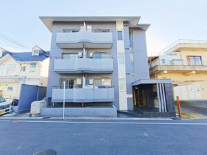 セント－サ外観写真
