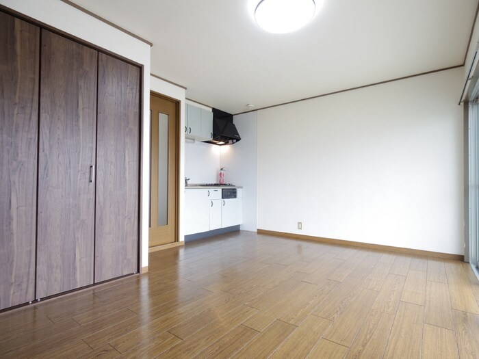 物件内観写真7　(居室)