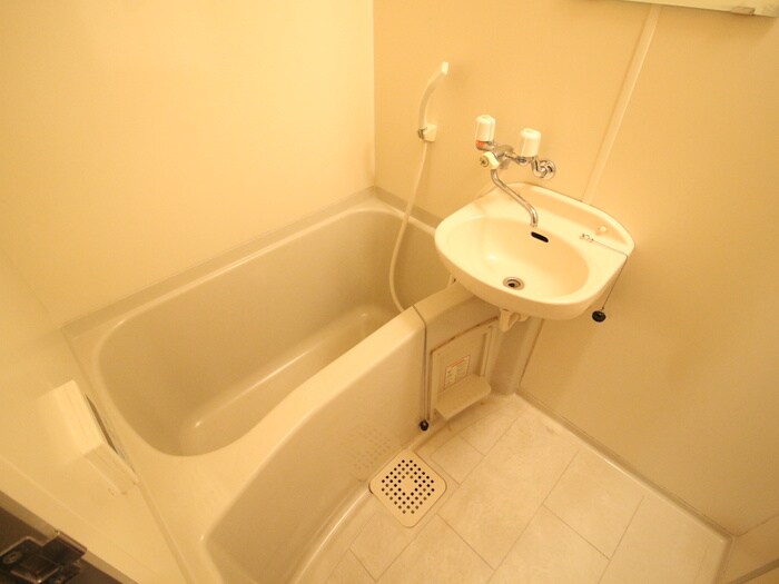 物件内観写真13　(バス／シャワールーム等)