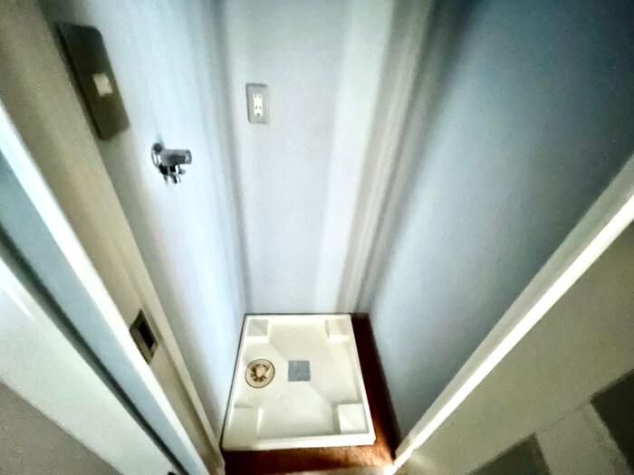 物件内観写真19　(洗濯機置場)