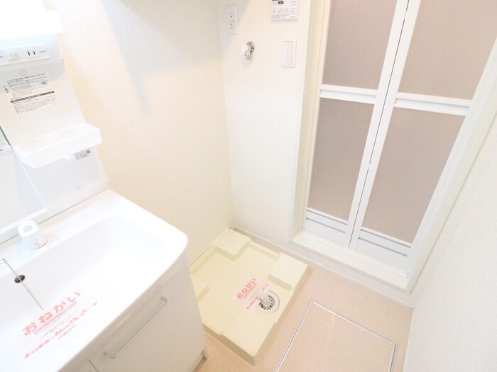 物件内観写真17　(廊下)