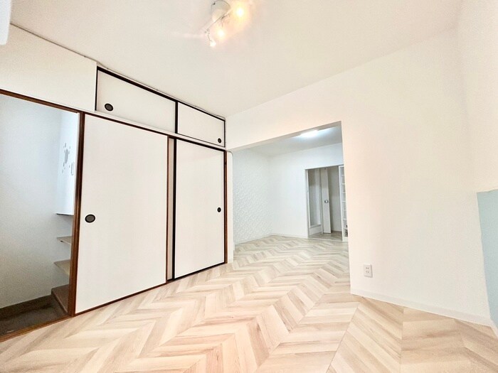 物件内観写真3　(居室)