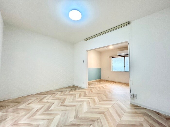 物件内観写真9　(居室)