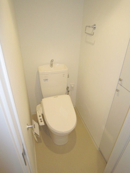 物件内観写真9　(トイレ)