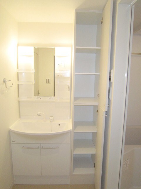 物件内観写真10　(洗面)