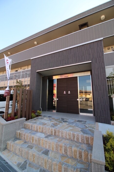 物件外観写真6　(建物設備)