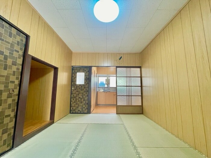 物件内観写真8　(居室)