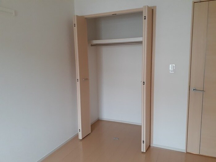 物件内観写真10　(収納)