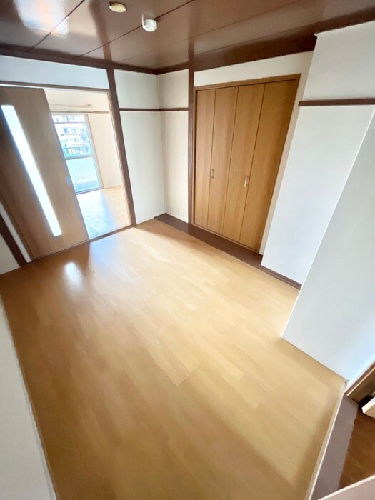 物件内観写真10　(居室)