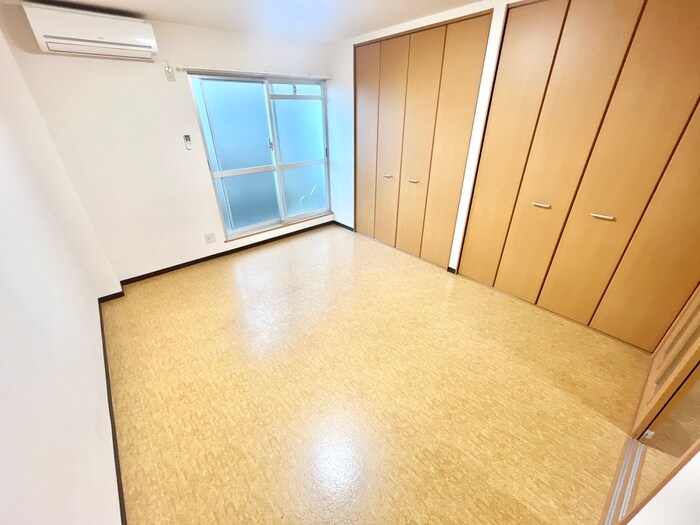 物件内観写真12　(居室)