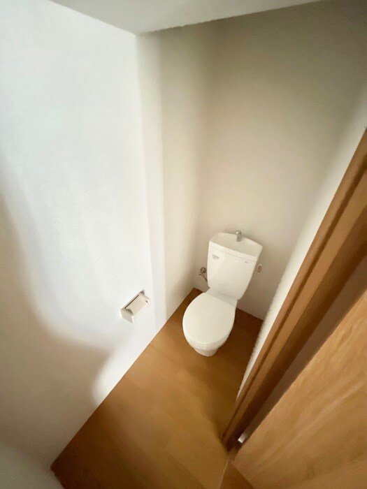 物件内観写真16　(トイレ)