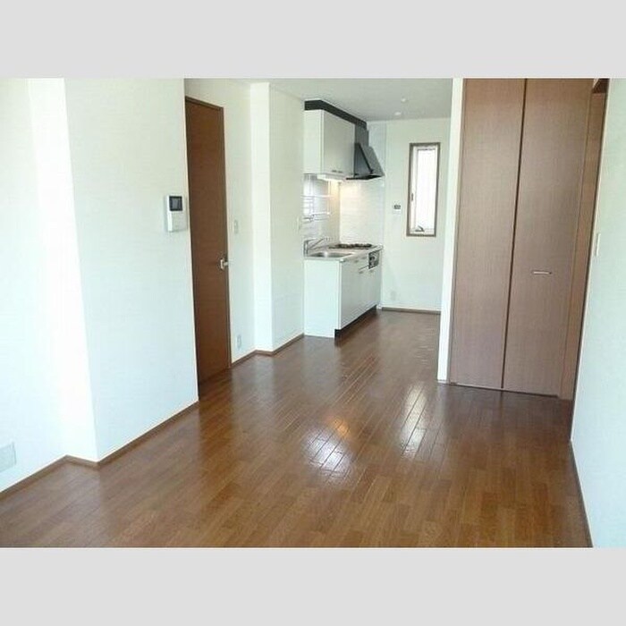 物件内観写真2　(居室)