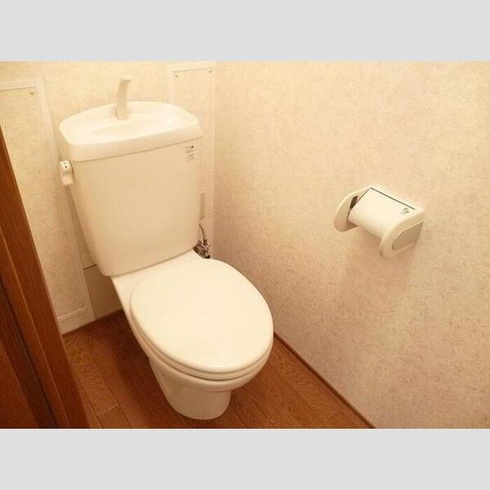 物件内観写真6　(トイレ)