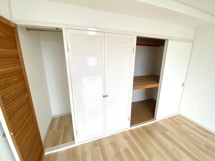 物件内観写真16　(収納)