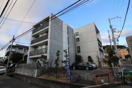 quatre saisons外観写真