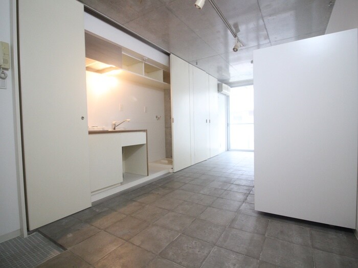 物件内観写真8　(居室)