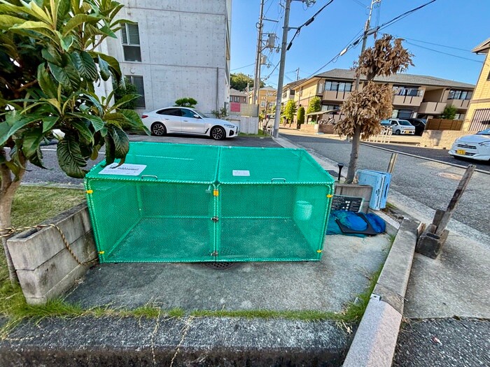 物件外観写真5　(建物設備)