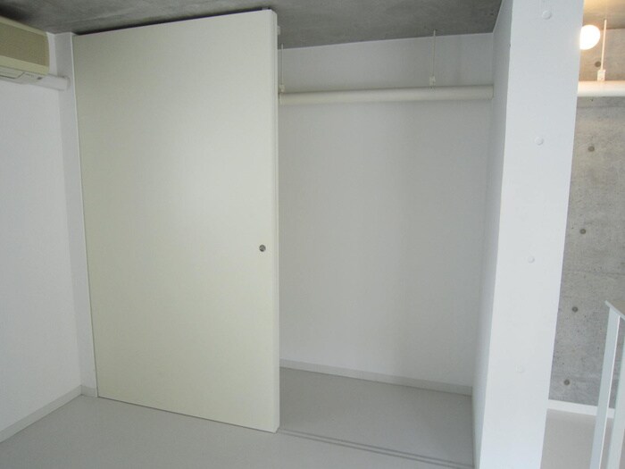 物件内観写真15　(収納)