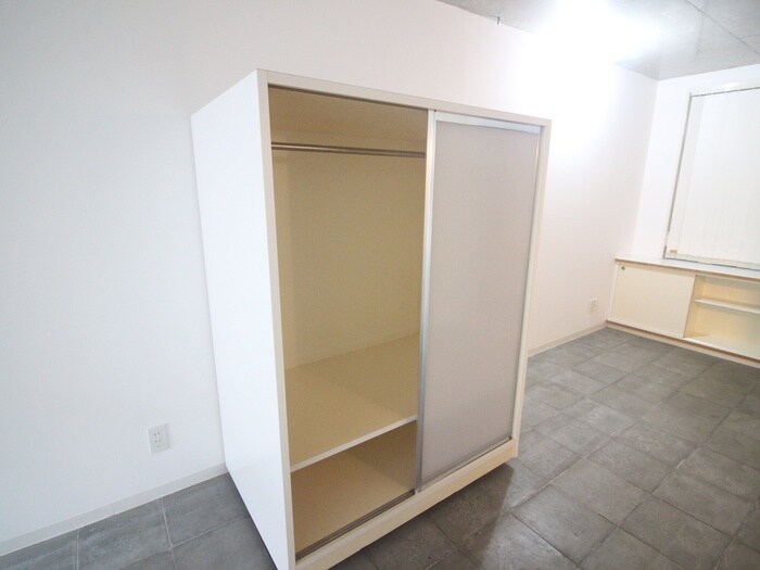 物件内観写真16　(収納)