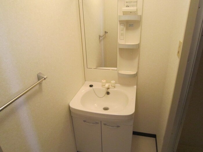 物件内観写真9　(洗面)