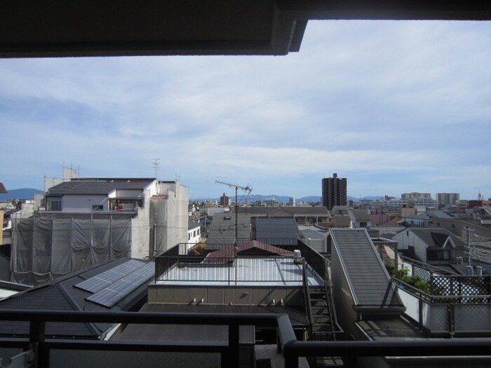 物件内観写真21　(室内からの展望)