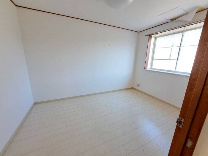 物件内観写真12　(内観写真)