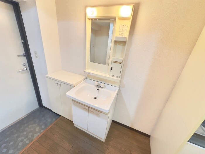 物件内観写真10　(洗面)