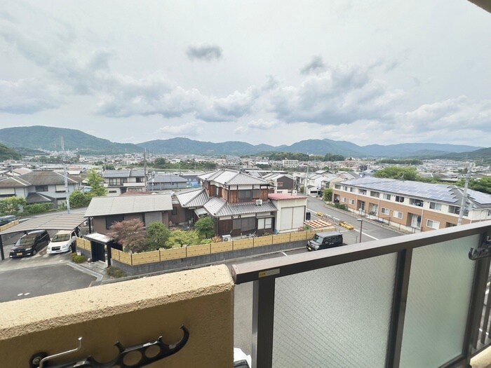 物件内観写真16　(室内からの展望)