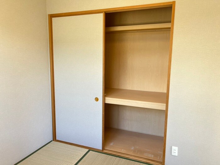 物件内観写真9　(収納)