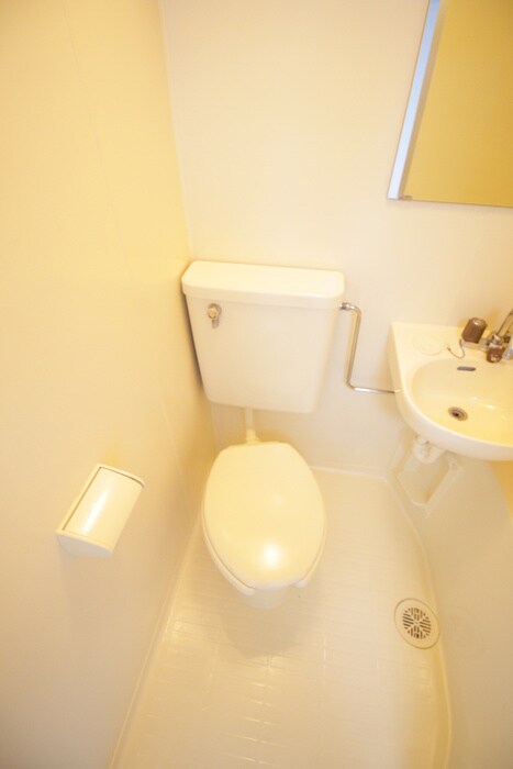 物件内観写真12　(トイレ)