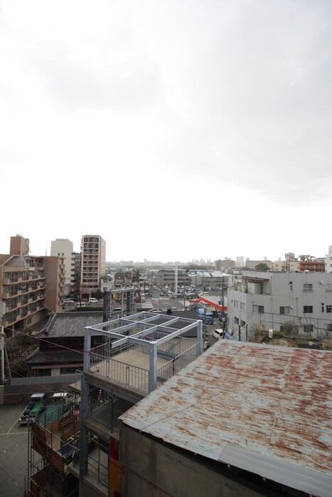 物件内観写真22　(室内からの展望)