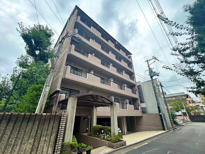 孝允館の物件外観写真