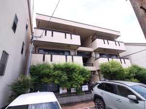 シャルマン岩屋外観写真