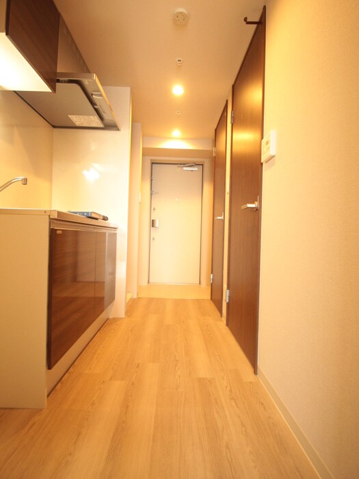 物件内観写真13　(廊下)